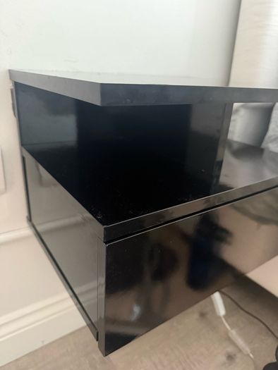 2 Black High Gloss Floating Bedside Tables