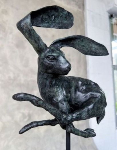 Running Hare (45cm) - Green Speckled Bronze