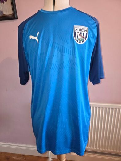 West Bromwich Albion Jersey - XL size