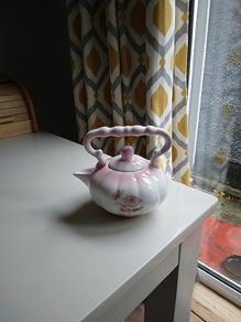 Small teapot