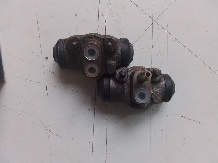 2. Mazda 626 Wheel Cylinders.