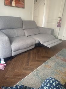 Recliner sofa