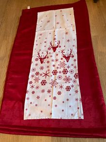 Christmas Table Cloth & Runner