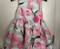 Gorgeous floral special occasion dress for a girl, 122cm (6-7 years)