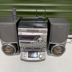 Sony LBT XB500 Hi FI Stereo System 5CD with matching turntable