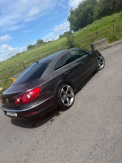 Volkswagen Passat 2011