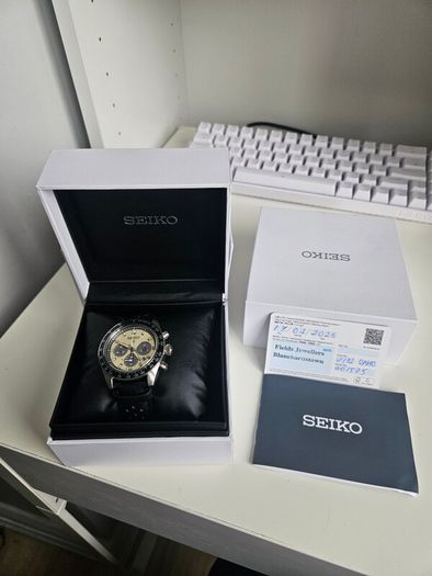Seiko 5 sport Champagne dial with green bezel