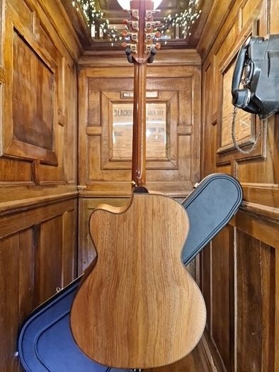 Avalon Bouzouki B350c