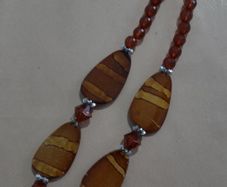NECKLACE - Vintage -  Wooden