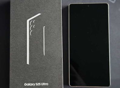 1TB, Samsung Galaxy S25 Ultra Black Titanium, Perfect Condition