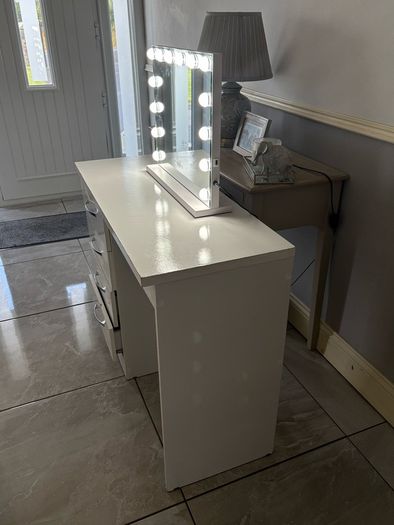 Hollywood mirror and table