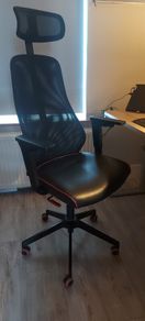office / gaming chair