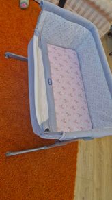 baby cot