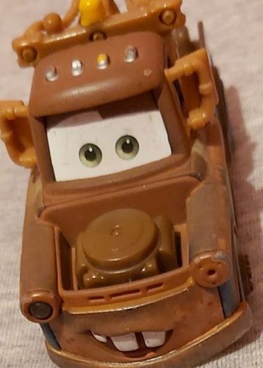 Disney Pixar Mater  (J14) 1934 (B7)