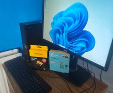 Dell PC Setup - Intel i5 8th Gen - 16GB RAM - 628GB Storage - 22 Inch Monitor - Complete Set