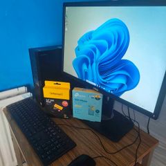 Dell PC Setup - Intel i5 8th Gen - 16GB RAM - 628GB Storage - 22 Inch Monitor - Complete Set