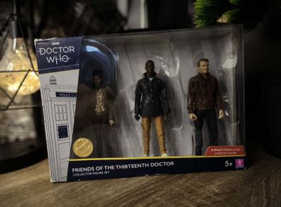 Friends of the Thirteenth Doctor ! Collector Figure Set ! Doctor Who ! 5" Action Figures !