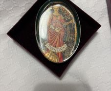 Past Times Morris and Company POMONA Paperweight