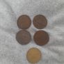Coins and notes Image 5