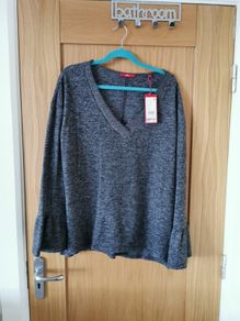 women's blouses bnwt size 18