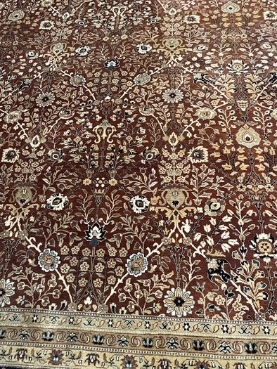 This is a really nice hand knotted carpet.