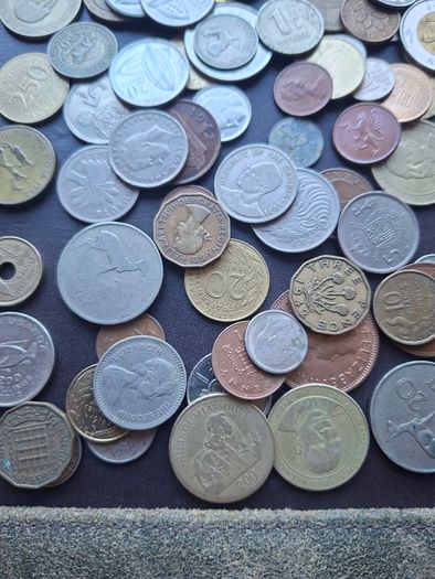 A Lot of 600+ grams of coins from Worldwide#6