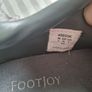 Junior golf shoes size 5 Image 4