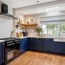Kitchen Image 4