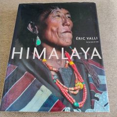 Himalaya by Eric Valli 2004 400 pages and 200 illustrations large coffee table book hardback with dustcover in very good condition with some signs of wear on the dustcover see photos FREE STANDARD POSTAGE INCLUDED