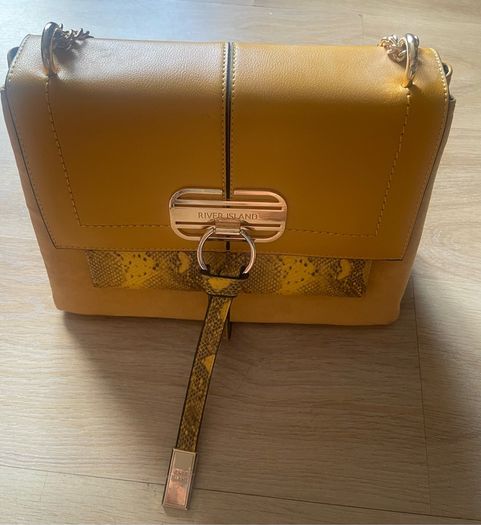 River Island Ladies  handbag.  Size 11x8 ins