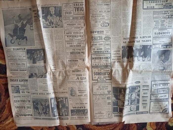 Vintage 1965 Evening Herald. Great for Framing (Showbands, Cinerama, classifieds, Ballyfermot)