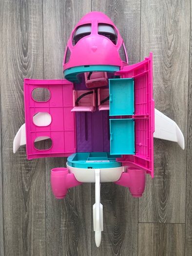 barbie plane