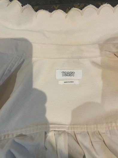 Toast blouse
