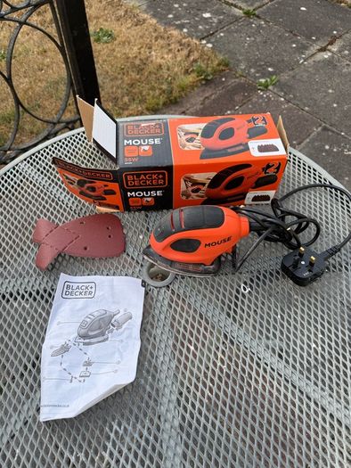 Black & Decker sander