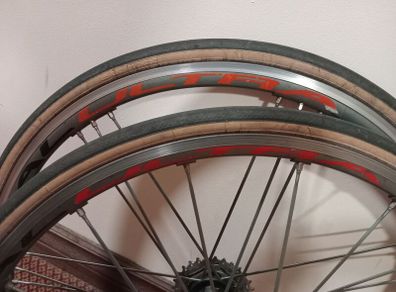 Campagnolo Shamal Ultra bike wheelset