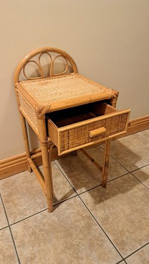 Bedside / Side Table / Plant Stand XS