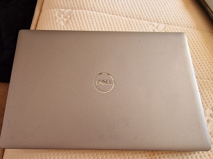 Dell latitude 5520