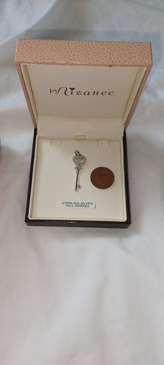 Mizanee Sterling Silver Hallmarked Heart Key Pendant (Boxed)