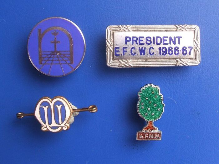 Women's organisations in Christian churches - four enamelled badges (1960s - 1980s)