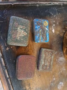 Vintage Gramophone Needle  Tins