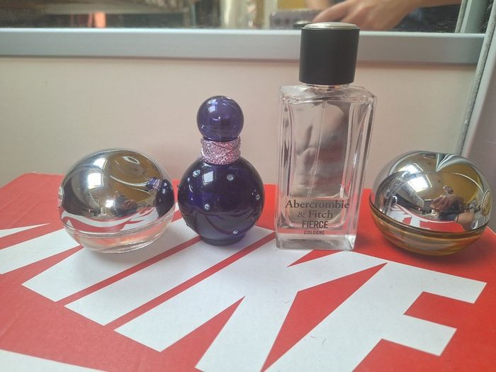 Free perfumes