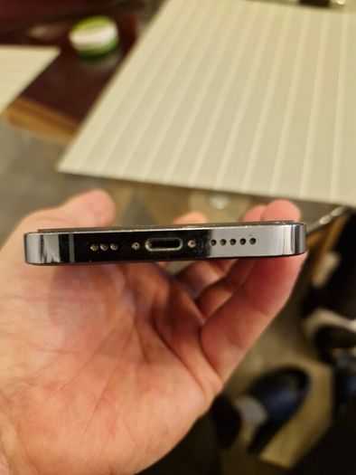 iPhone 13 Pro - 256GB Unlocked (100% battery)