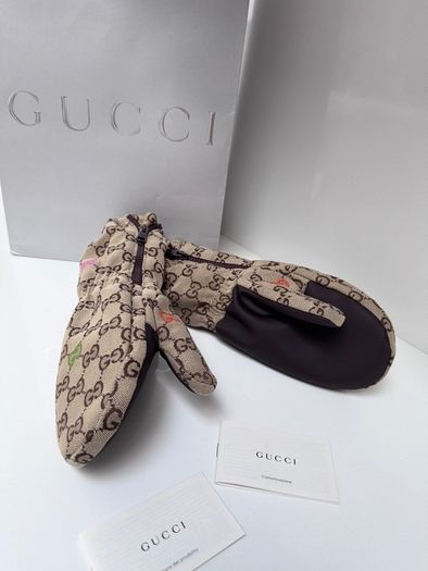 Gucci padded gloves Size S