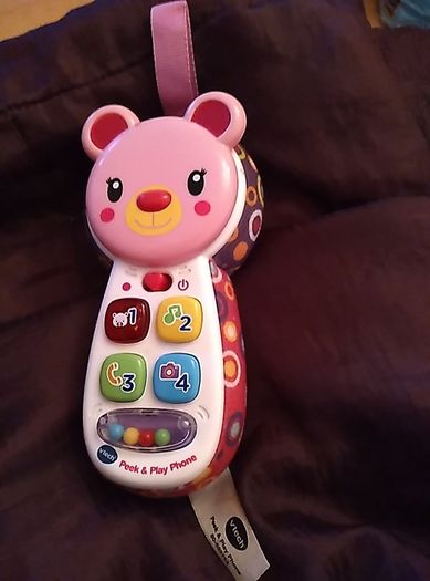 Vtech peek and play phone