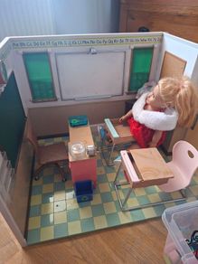 our generation school, doll and accessories