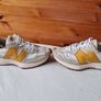 new balance 327 Size 7 eu 40.5 grey suade In good condition Image 4