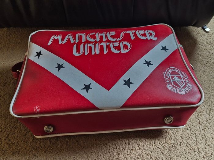Manchester United vintage 1970's kit bag.