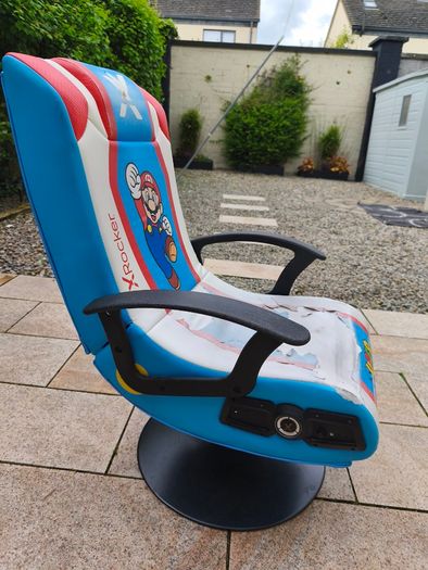 Gaming chair