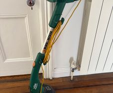 Black and Decker Strimmer