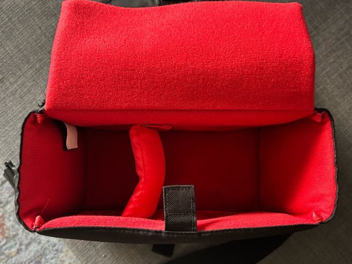 Canon SB130 Shoulder Bag